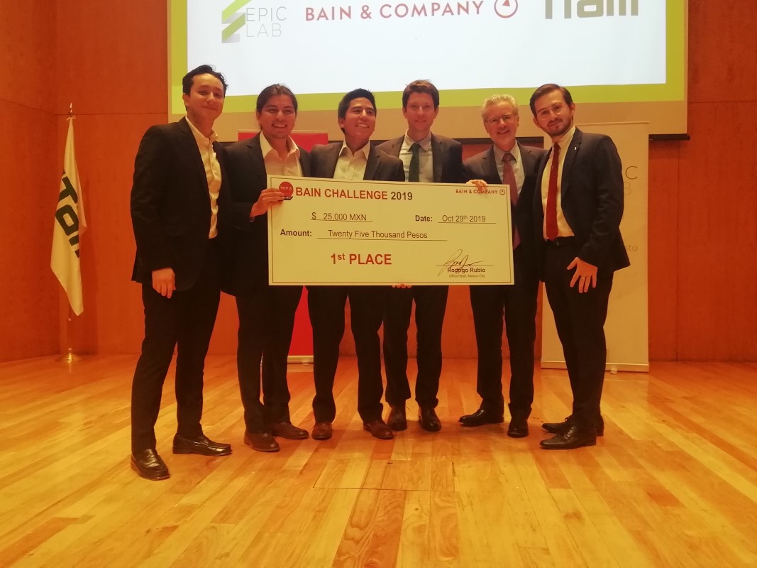 Equipo ganador del Bain Challenge